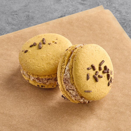Macaron Centrale Vegan Ferrero Rocher Macaron - 48/Case