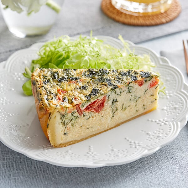 Priscilla's 5-Slice Pre-Cut Spinach and Tomato Half Quiche 32 oz. - 4/Case