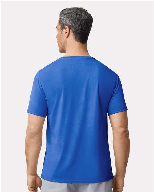 Gildan® Short Sleeve Crewneck Performance T-Shirt