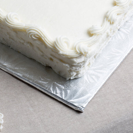 Quarter Sheet Silver Cake Board 13 3/4" x 9 3/4" Fold-Under 1/4" Thick