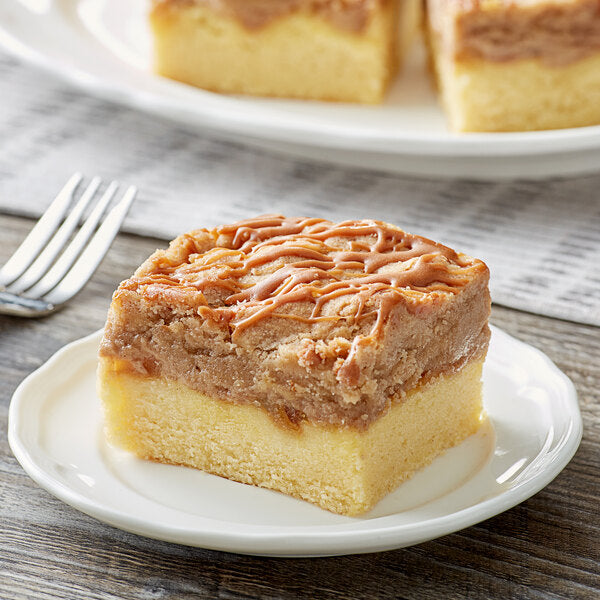 David's Cookies Pre-Cut Caramel Apple Crumb Cake 6 oz. - 48/Case