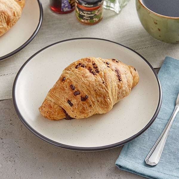 Gourmand Pastries Ready-to-Bake Chocolate Hazelnut Croissant 3.53 oz. - 60/Case
