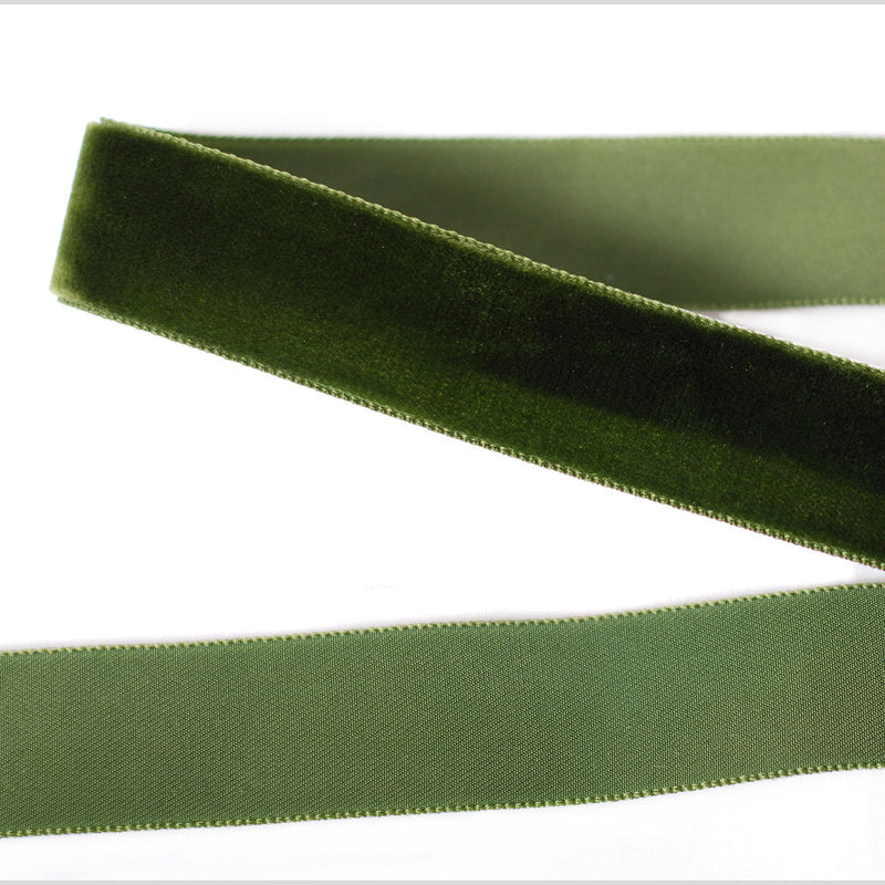 Single Faced Velvet Ribbon Made in Italy - 7/8" - Hunter - Sabine Collection