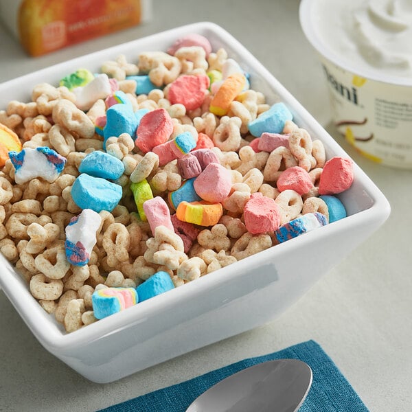 Lucky Charms Cereal 35 oz. - 4/Case