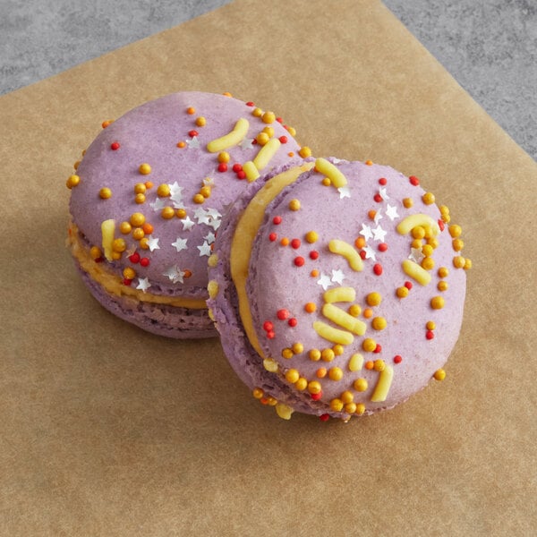 Macaron Centrale Butterscotch Caramel Macaron - 50/Case