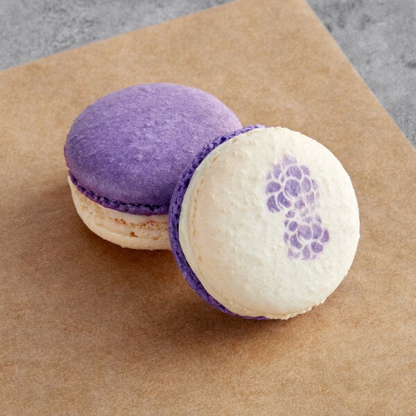 Macaron Centrale Blackberry Sundae Macaron - 50/Case