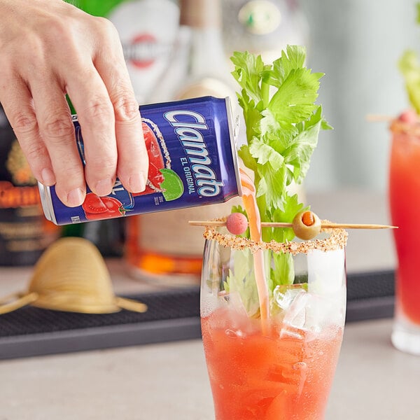Clamato Original Tomato Cocktail 7.5 fl. oz. - 24/Case