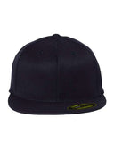 Gorra con visera plana