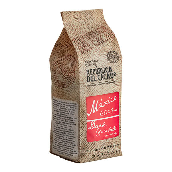 Republica del Cacao Mexico 66% Dark Chocolate Couverture 5.5 lb. - 4/Case