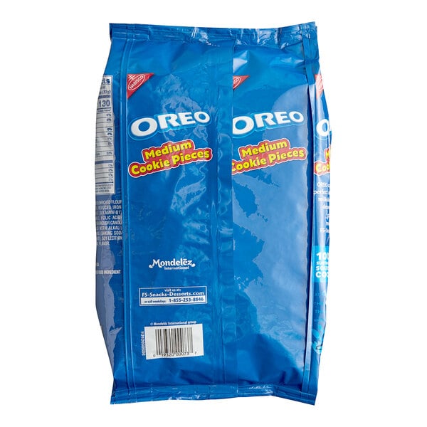 Nabisco Oreo Medium Cookie Pieces 2.5 lb. - 4/Case