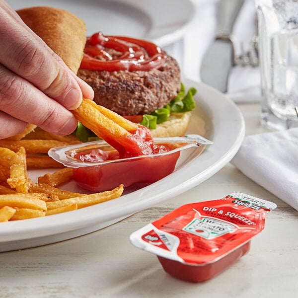 Heinz 0.95 oz. Dip & Squeeze Ketchup Packet