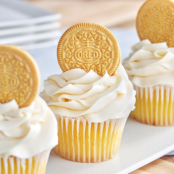 Nabisco Oreo Golden Cookie Party Pack 24.16 oz. - 8/Case