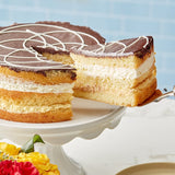 Krusteaz Professional 4.5 lb. Extra Moist Yellow Cake Mix - 6/Case