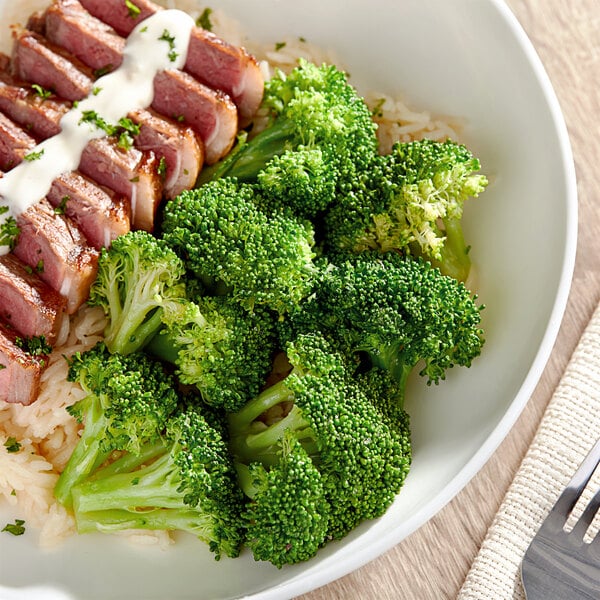 Iceless Broccoli Crowns 20 lb.