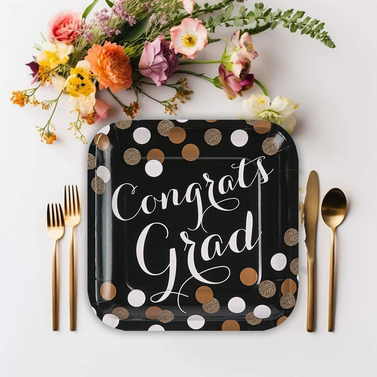8 Count Black and Gold Congrats Graduation Party Square Paper Dinner Plates 9 1/4 Inch