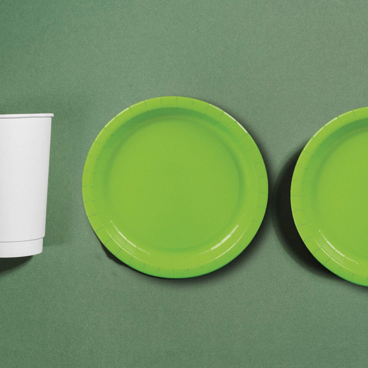 24 Ct. Lime Disposable 9-Inch Paper Dinner Plates
