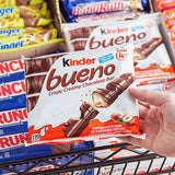 Kinder Bueno 4-Piece King Size Hazelnut Milk Chocolate Bar - 128/Case