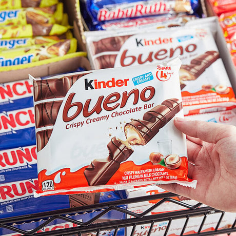 Kinder Bueno 4-Piece King Size Hazelnut Milk Chocolate Bar - 128/Case