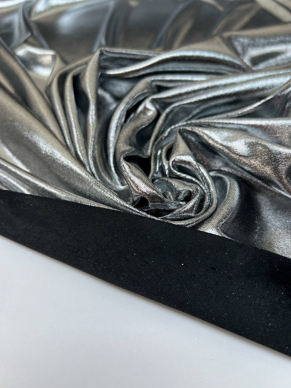 Silver Knitted Fabric With Moiré