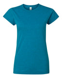 Camiseta Gildan Softstyle para mujer con cuello redondo y manga corta | Camiseta semi ajustada de algodón peinado