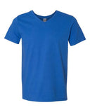 Camiseta de algodón para hombre Gildan Softstyle con cuello en V y manga corta