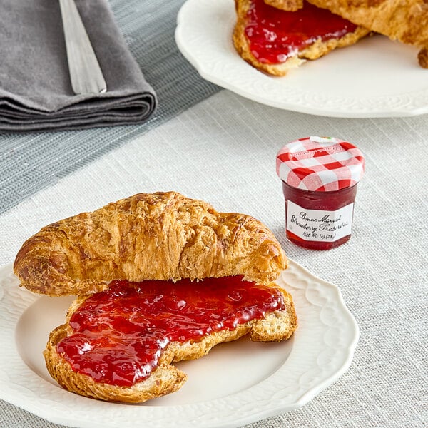 Bonne Maman Strawberry Preserves 1 oz. Mini Jar - 60/Case