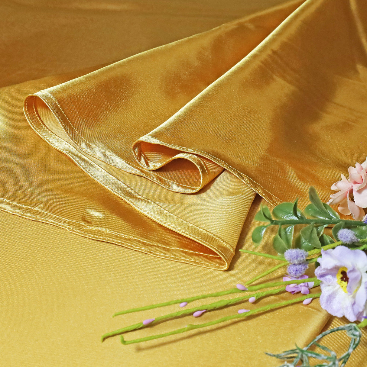Round Satin Tablecloth 120" Gold