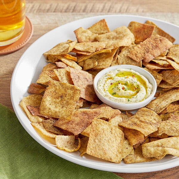 Issa's Za'atar and Thyme Pita Chips 32 oz. - 4/Case