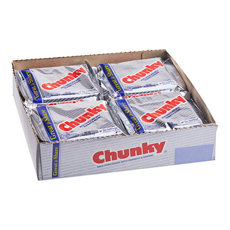 Chunky Giant Candy Bar 4.2 oz. - 24/Case