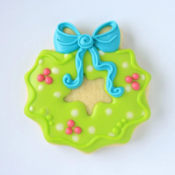 Ann Clark Christmas Wreath Cookie Cutter, 3.5"