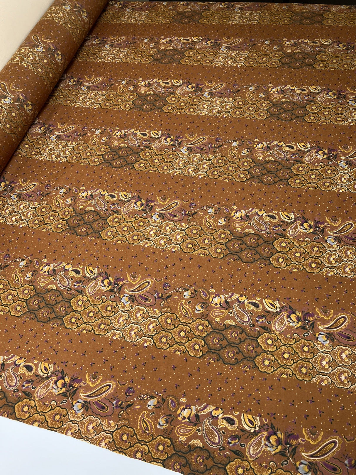 Wool Twill Printed Yellow Brown