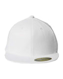 Gorra con visera plana