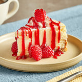 Lyons Designer Dessert Raspberry Flavoring Sauce 12 fl. oz. (15.1 oz.) - 12/Case