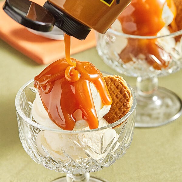 Lyons Old Fashioned Caramel Hot Fudge Topping 18 fl. oz. (25 oz.) - 12/Case