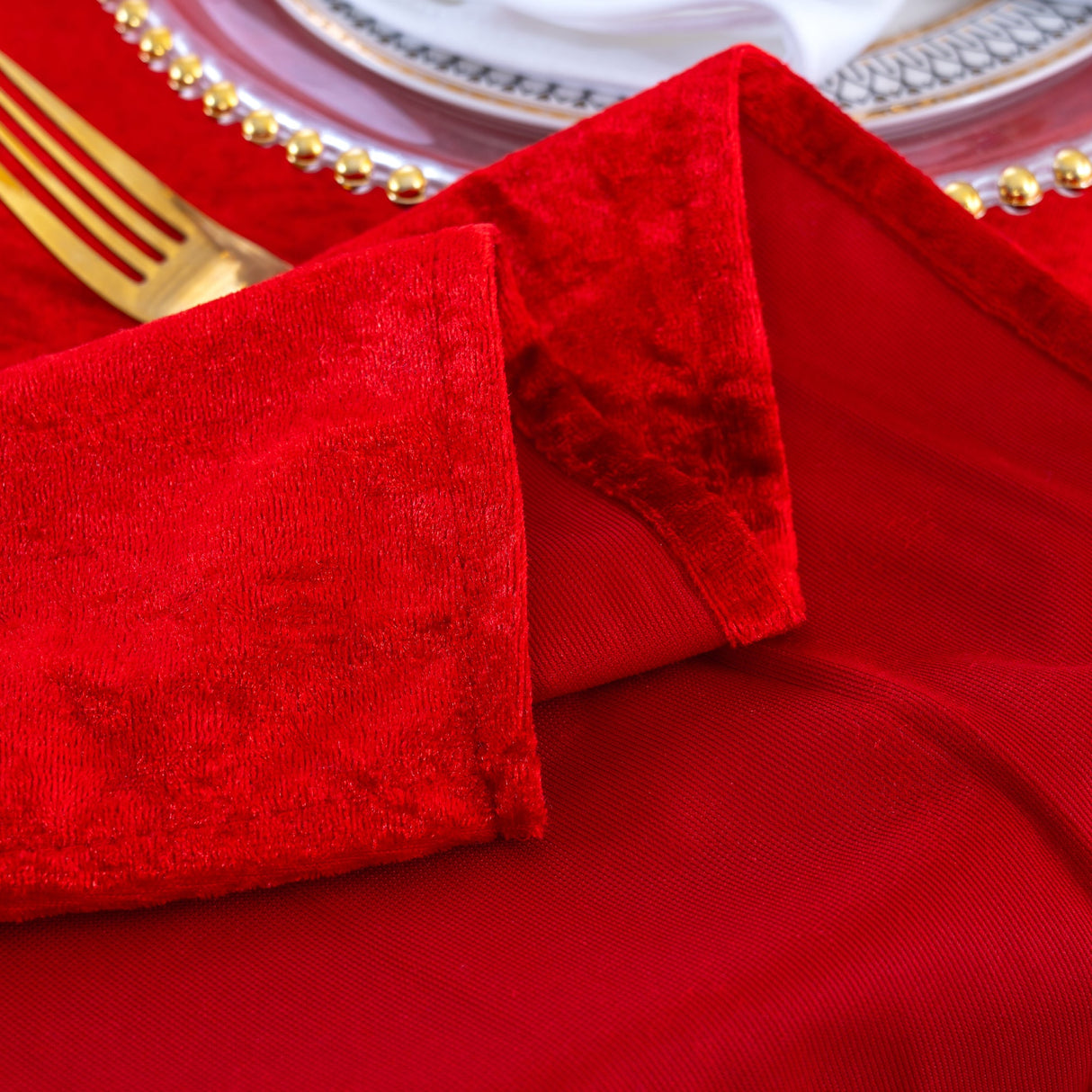 Crushed Velvet Square Table Overlay 85x85 Red