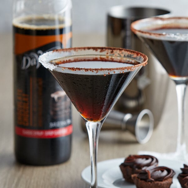 DaVinci Gourmet Classic Chocolate Flavoring Syrup 750 mL - 4/Case