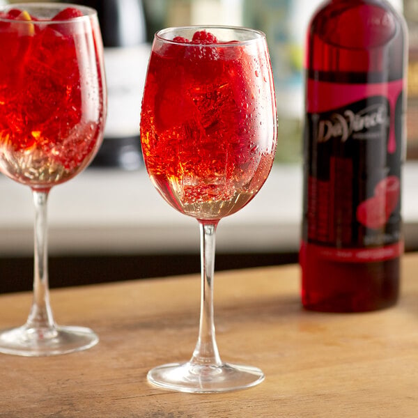 DaVinci Gourmet Classic Raspberry Flavoring / Fruit Syrup 750 mL - 4/Case