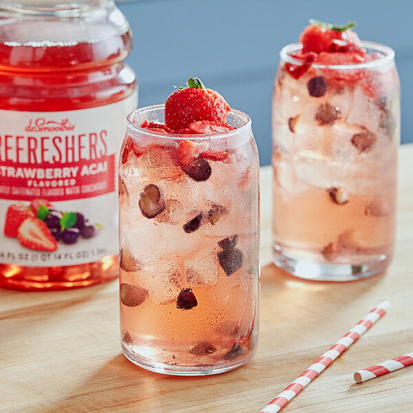 Dr. Smoothie Refreshers Strawberry Acai Refresher Beverage 1:1 Concentrate 46 fl. oz. - 6/Case