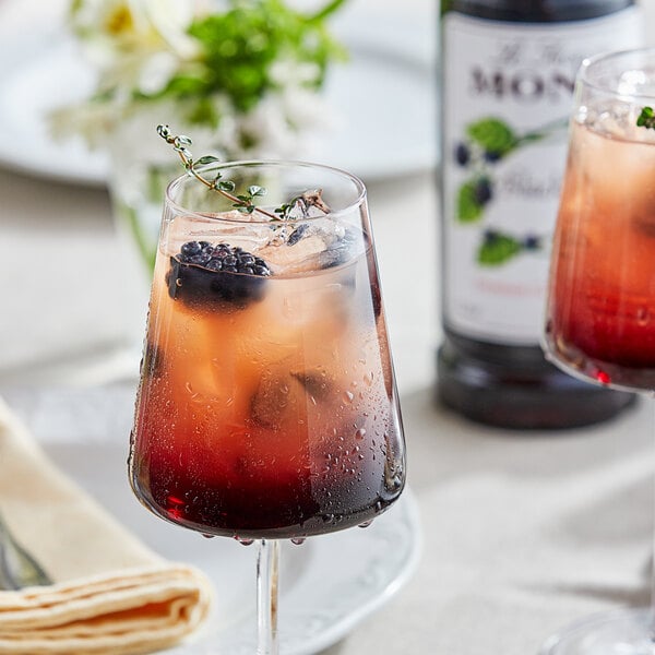 Monin Premium Blackberry Flavoring / Fruit Syrup 1 Liter - 4/Case