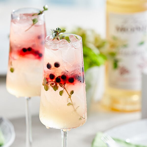 Monin Premium Elderflower Flavoring Syrup 1 Liter - 4/Case