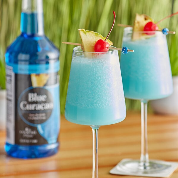 Regal Cocktail 1 Liter Blue Curacao Syrup - 6/Case