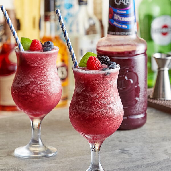 Finest Call Premium Wild Berry Puree Mix 1 Liter - 12/Case