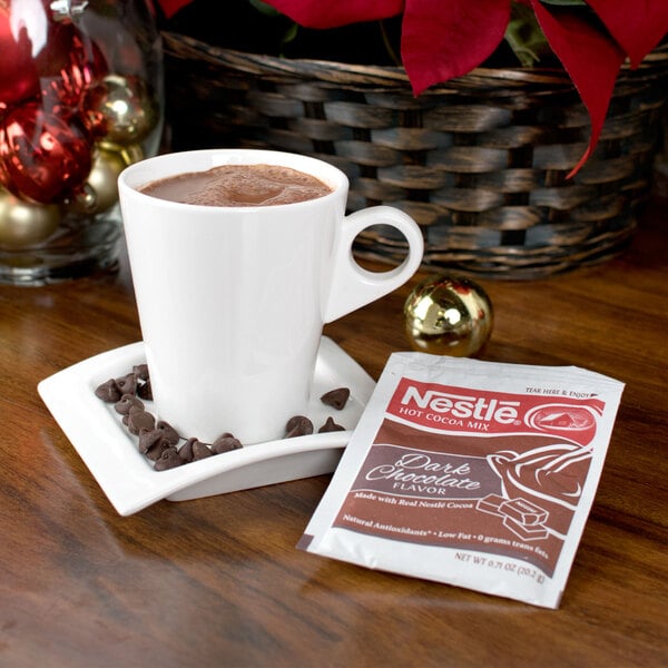 Nestle Dark Chocolate Mix Hot Cocoa Packet - 300/Case
