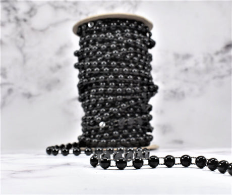 Pearl Applique Trim White Black 0.25in