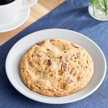 David's Cookies Decadent Peanut Butter Chocolate Chunk Cookie Dough with Butterfinger® Candy Pieces 4.5 oz. - 80/Case