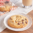 Otis Spunkmeyer Individually Wrapped Frozen Chocolate Chunk Cookie 4 oz. - 24/Case