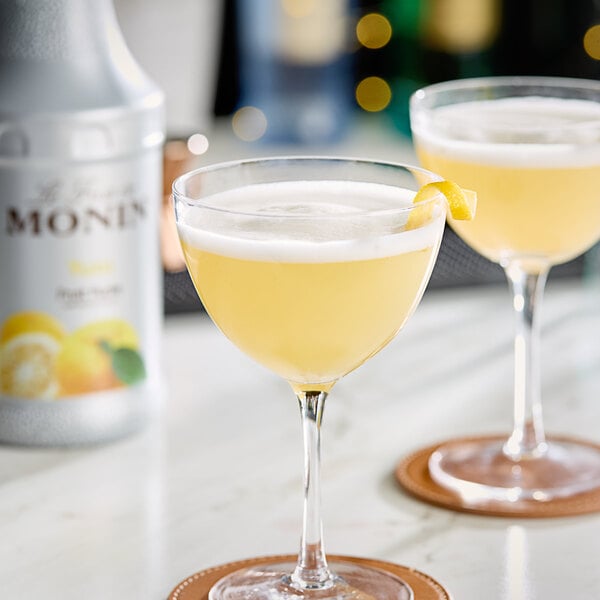 Monin Yuzu Fruit Puree 1 Liter - 4/Case