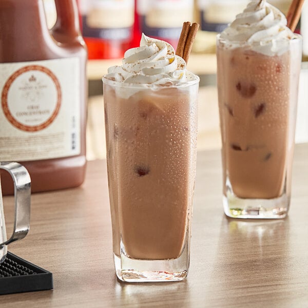 Harney & Sons Chai Tea Latte 1:1 Concentrate 64 fl. oz. - 6/Case