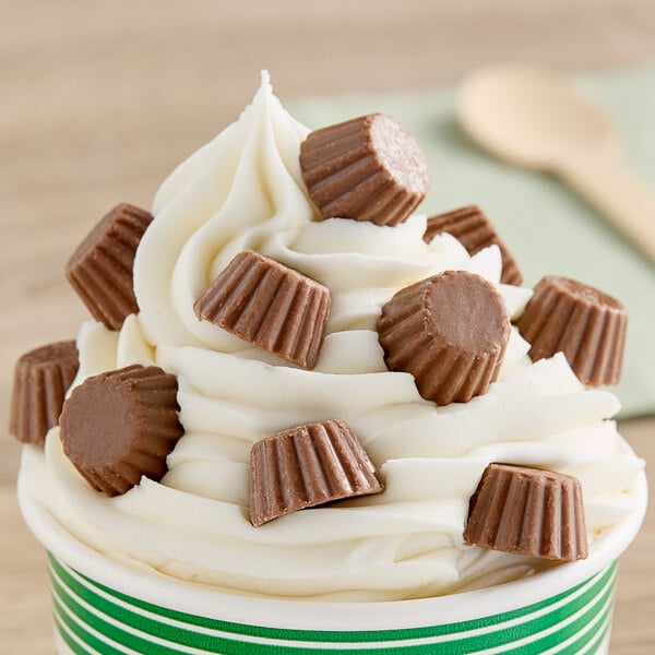 REESE'S Mini Peanut Butter Cup Topping 21 lb.