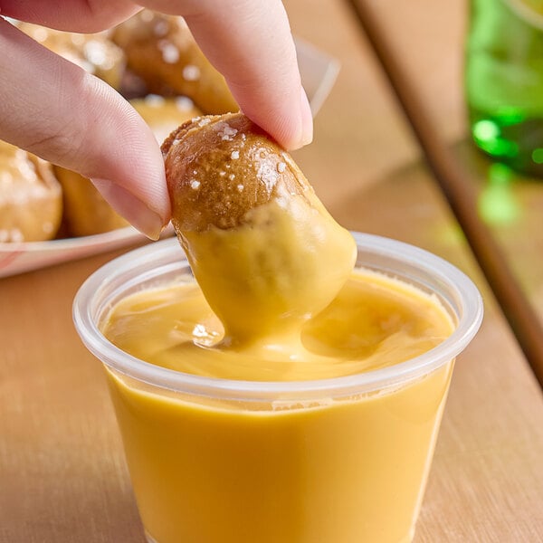 Gehl's 60 oz. Jalapeno Cheese Sauce - 6/Case